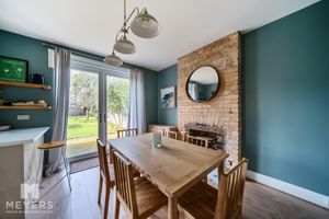 Dining Room- click for photo gallery